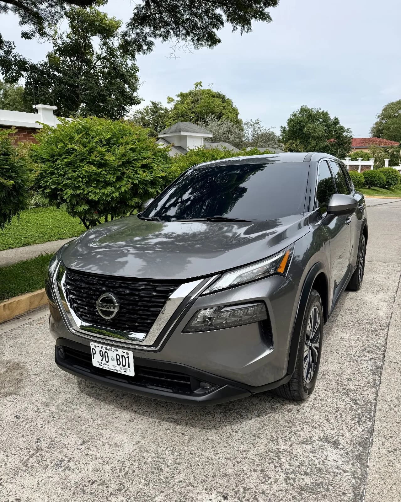 Nissan Rogue SV 2021 - Nueva Linea